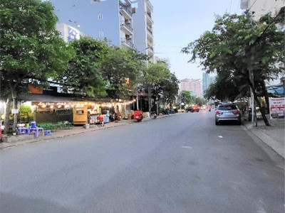 Bán gấp mặt tiền- đường số lý phục man- quận 7-  70m2- nhỉnh 7 tỷ 0