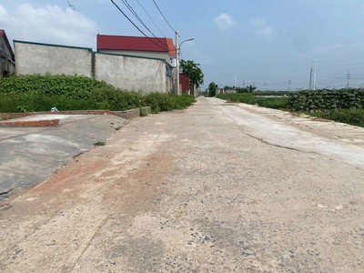 67m bìa làng tổ 9 tt quang minh,đường rộng 10m,đẹp nhất tổ 9,ib cc 2
