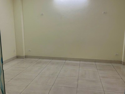 Cho thuê tầng 1, tầng lửng   tầng 2 số 216 mặt phố khâm thiên, đống đa 1