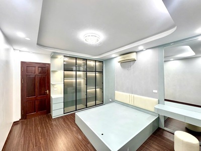 Bán nhà phố trần đại nghĩa lô góc ô tô đỗ cửa vị trí siêu đẹp xây mới 5 tầng diện tích 38m2 giá 9.8 2