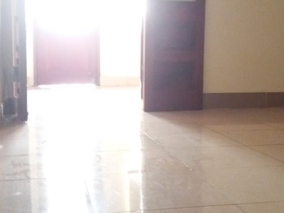 Cho thuê căn hộ riêng 3 tầng ngõ 1 Bùi Xương Trạch, ô tô đỗ sát cổng, cách phố Bùi Xương Trạch 100m 3