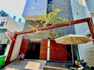 Bán toà nhà ks hẻm oto bùi thị xuân, quận 1 ngang 8m, 19p 0