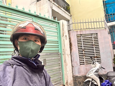 Nhà bán có sẵn dòng tiền cho thuê mỗi tháng- thiêt kế có 15 phòng đường đoàn văn bơ - khu dân cư 0