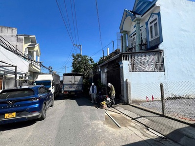 Bán gấp lô đất thổ cư 100   gần chợ xuân thới thượng   đường phan văn hớn   giá tốt nhất khu vực 2