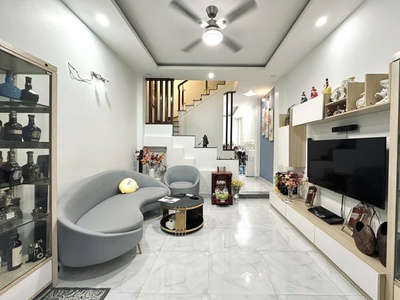 Hiếm nhà bán - phan xích long - p3 phú nhuận - 4 tầng hoàn công đủ - 4pn lớn - chính chủ gấp bán - 2