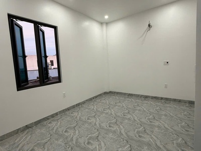 Nhà xây 3 tầng - độc lập - ô tô đỗ cửa - tiện ích đầy đủ - tại Kiến An 3