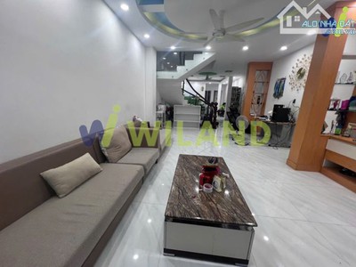 Bán nhà đường HOÀNG VĂN THỤ diện tích 125M2, VỊ TRÍ ĐẸP KHU ĐÔNG DÂN 2