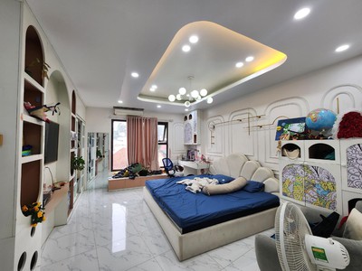 Nhà đẹp mặt phố chùa quỳnh 45m x5t, mt 4.8m, kinh doanh đỉnh. giá 20.5 tỷ 0