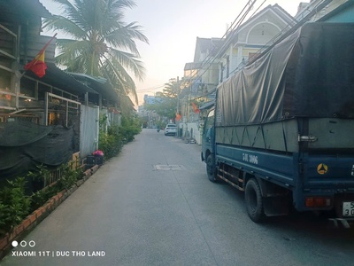 Bán lô đất đẹp 300m2 mặt tiền 8.1m hiếm, đường xe tải thông tô ngọc vân gần ngã tư ga 0