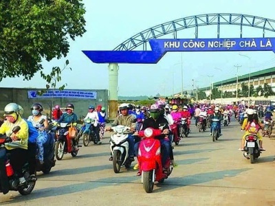 Bất động sản cần bán   đã hoàn thiện hồ sơ : đường dh13, nhựa, gần khu công nghiệp chà là - tây ninh 1