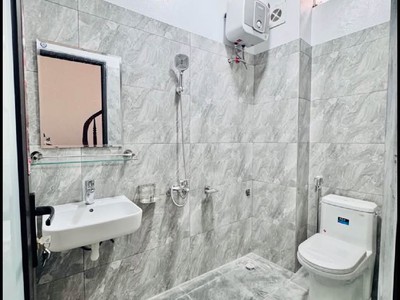 Cho thuê nhà đường 19/5, diện tích sử dụng 300m , giá chỉ hơn 10 triệu, kinh doanh mọi mô hình 2