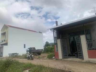 Bán đất diên lạc, khu dân cư lạc bình  giá: 930tr bao phí thuế 1