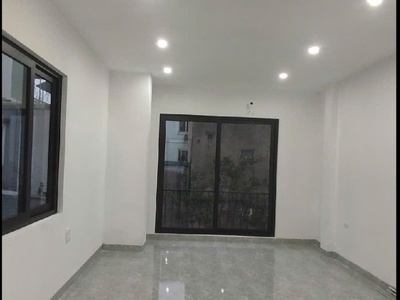 Nhà chính chủ - giá tốt - vị trí đẹp tại hữu hưng, tây mỗ, nam từ liêm, tphn 2