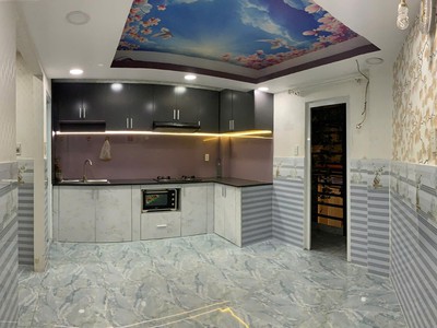 Cho thuê nhà cô giang, phú nhuận, dt 5mx5m, 5 tầng, hẻm lớn, vừa ở vừa kd 0