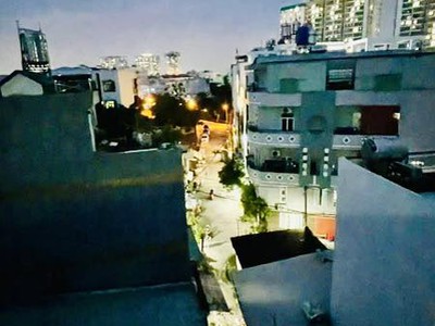 Giáp tân bình - gần ga t3 - nhà đẹp 5 tầng - hẻm xe tải - 54m chỉ nhỉnh 6 4