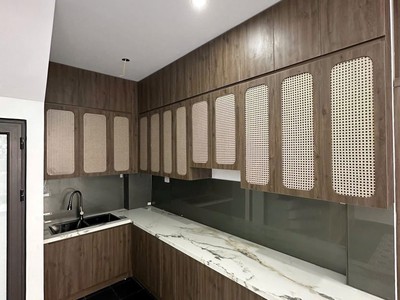 Bán nhà phố trường lâm 40m2 lô góc 6 tầng, ô tô vào nhà, ngõ thông 8.x tỷ 2