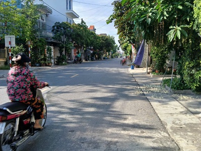 Hoa hậu liền kề lê trọng tấn - đường ô tô -  nhỉnh 13 tỷ 0