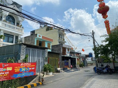 Duy nhất 1 căn ngay linh đông cạnh chợ, diện tích khủng sổ hồng riêng giá chỉ 4,1 tỷ. 0