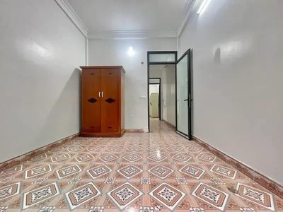 Cho thuê nhà ngõ ô tô bằng liệt 10 triệu - 4 tầng x 45m2, 4 ngủ, vào ngay 0