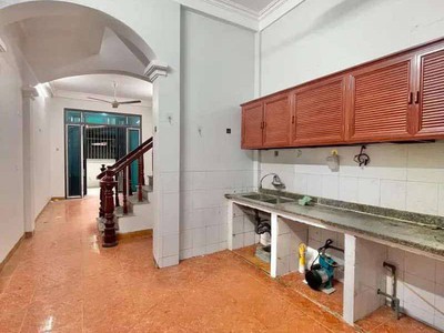 Cho thuê nhà ngõ ô tô bằng liệt 10 triệu - 4 tầng x 45m2, 4 ngủ, vào ngay 3