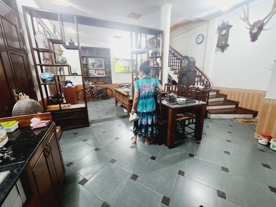Bán nhà trung kính, cầu giấy, ngõ ô tô, lô góc 2 thoáng, 60m2, 4 tầng, mt 5.7m, chỉ 19 tỷ 0