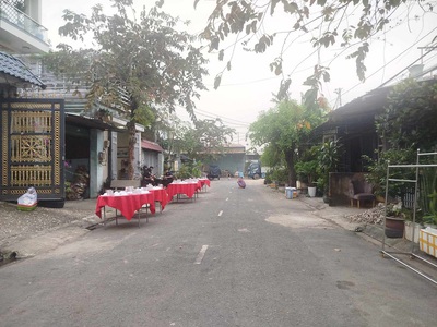 Chỉ hơn 40tr/m2 có nhà hẻm 11m, phan văn hớn, xuân thới thượng, hóc môn, 171m2, ngang 8m 3