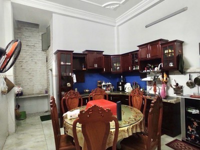 Bán gấp- 3 tầng- phạm hữu lầu-quận 7- 65m2-  nhỉnh 7 tỷ 2