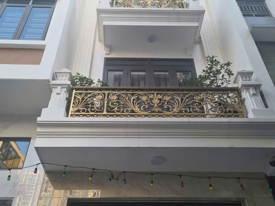 Nhà thiên lôi, 58m 4 tầng, độc lập gốc dân, ngõ ô.tô giá 5.55 tỉ gần hoàng huy 1