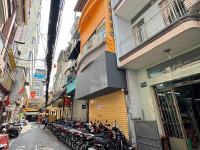 Bán nhà mặt tiền tôn thất tùng, q.1 vị trí kinh doanh đắt địa chỉ 25 tỷ tl 2