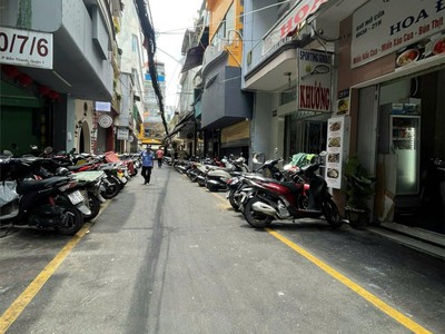 Bán nhà mặt tiền tôn thất tùng, q.1 vị trí kinh doanh đắt địa chỉ 25 tỷ tl 1