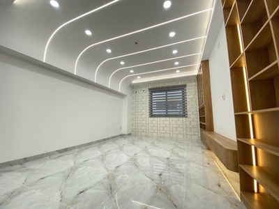  nhà mới đẹp lung linh   5 tầng kiên cố   thang máy xịn sò   ngay hương lộ 2   ngã tư bốn xã 1