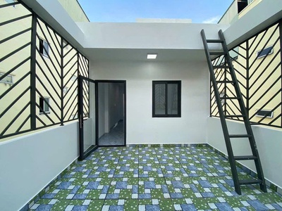  nhà mới đẹp lung linh   5 tầng kiên cố   thang máy xịn sò   ngay hương lộ 2   ngã tư bốn xã 4