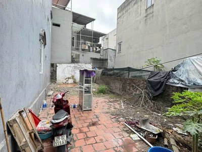 79m2 ô tô 4 chỗ đỗ cửa, 15m ra ô tô tránh tt thị trấn- đông anh-hà nội-6.35 tỷ 0