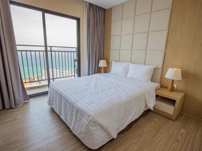 Hàng vip chính chủ cần bán căn hộ d qua phan chu trinh lô góc 2-3 phòng ngủ có 2 ban công diện 1