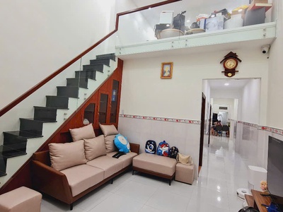 Bán nhà đẹp gần chợ giá chỉ 2ty7 đường dương văn nga phường vĩnh hải, tp. nha trang, khánh hòa 0