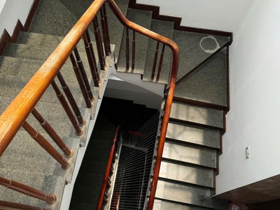 Bán nhà láng hạ  ô tô vào nhà   kinh doanh   ngõ thông   dân trí cao 39m nhỉnh 19 tỷ 0
