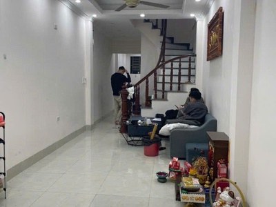 Bán nhà khương đình gia đình tự xây 50m x 4 tầng giá 8.35 tỷ - gần ô tô 0