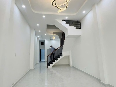 Giáp quận 1 - nhà đẹp 66m2 - xe hơi ngủ trong nhà - chỉ 9.6 tỷ 2