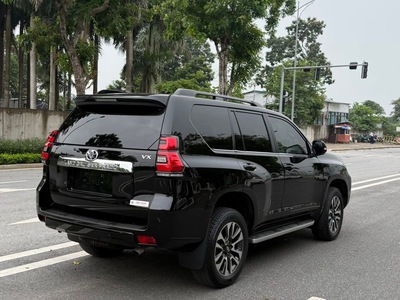 Toyota Prado VX Model 2022, 1 chủ. Xe cực mới. 2