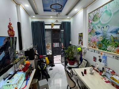 Bán nhà Tỉnh Lộ 10, Bình Tân - giáp Quận 6 - 42m2 - 3 tỷ 900 triệu 0