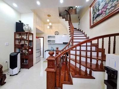 Trung tâm Ba Đình-20M ra mặt phố Phạm Hồng Thái-40M 4T 9xTỶ-lô góc-tặng nội thất 2