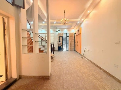 Trung tâm Ba Đình 56m2 x Mặt tiền rộng 6M - Ô tô vào nhà - 2 thoáng trước sau - Ngõ to, thoáng sáng. 2