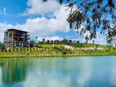 Bán lô đất nghỉ dưỡng view hồ tự nhiên siêu hot tại Khúc Thừa Dụ, Lâm Đồng, 900 triệu, 150m2 2