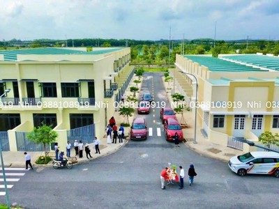 Nhà phố liền kề ngay trung tâm công nghiệp Phước Đông   Chỉ từ 1,2 tỷ. 2