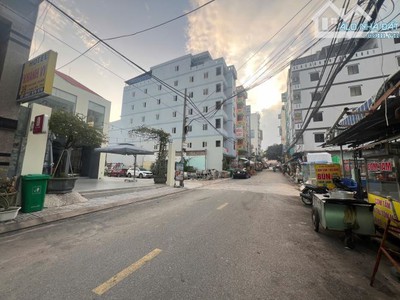 Bán góc 2 mặt tiền hàng hiếm đường PHÓ ĐỨC CHÍNH diện tích 200M2 NGAY BIỂN CHỈ 40 TỶ 1