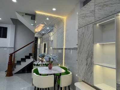 Bán gấp-3 tầng- phú mỹ -quận 7 - 67m2- nhỉnh 6 tỷ 2