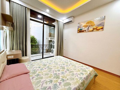 Bán nhà phân lô ngay ngã tư sở, nhà mới, gara ô tô, 46m2, 5 tầng, 14,9 tỷ. 2