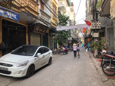 Cho thuê nhà riêng - mặt ngõ 2 ô tô tránh   vỉa hè rộng   tân mai 0