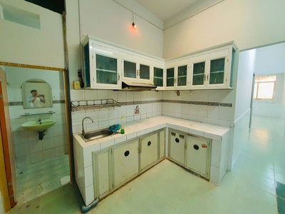 Chủ cần bán nhanh nhà đẹp, giá 3,69 tỷ,  đường ta11.p.thới an quận 12. 3