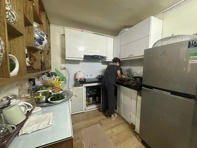 Bán nhà hồ đắc di 28/30 m2. 4 tầng. mặt tiền 3,5m. giá 7.6 tỷ đóng đa hà nội 1
